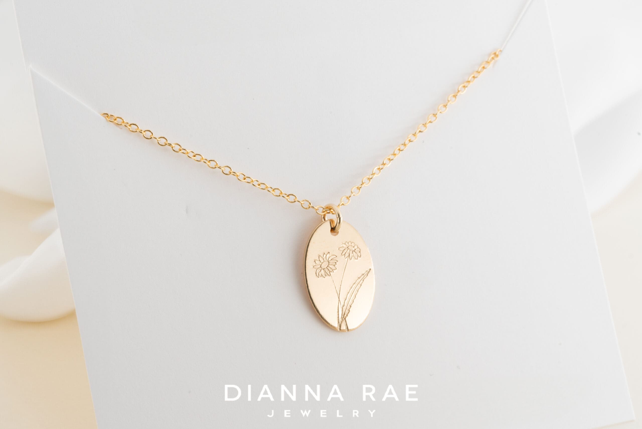 Daisy Birth Flower Necklace