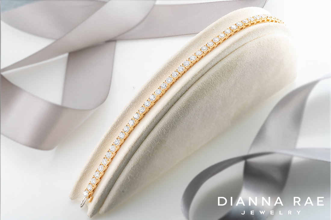 Lab-Grown Diamond Tennis Bracelet